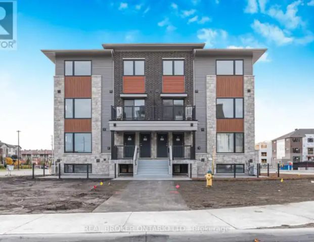 1 - 101 GLENROY GILBERT DRIVE | 1 - 101 GLENROY GILBERT DRIVE, Ottawa - Photo 1