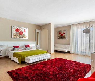 Luxury Villa for rent in Marbella, Andalusia - Photo 4