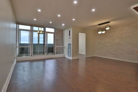 For Lease - 627 The West Mall N/A Unit# 2001, Toronto, Ontario - Photo 4