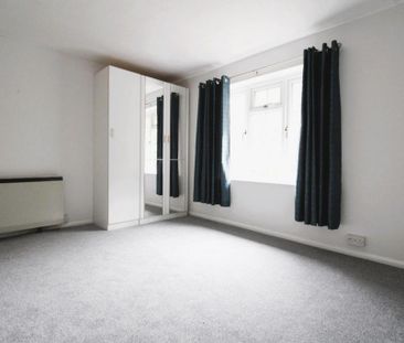 2 bedroom maisonette to rent - Photo 5