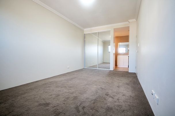 14/237-239 Canterbury Road - Photo 1