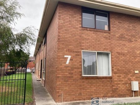 TWO BEDROOM UNIT! - Photo 4