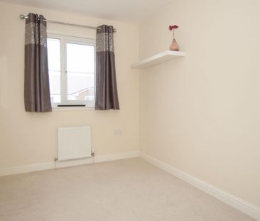 2 bedroom semi-detached house to rent - Photo 5