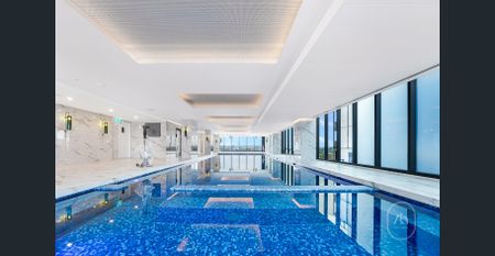 Stylish Furnished Apartment in the Heart of Box Hill I 2Bed 2Bath 1Car - Photo 2