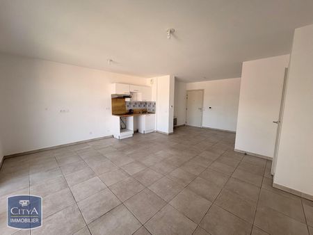 Location Appartement 3 pièces 59m² ARLES 13200 - Photo 3