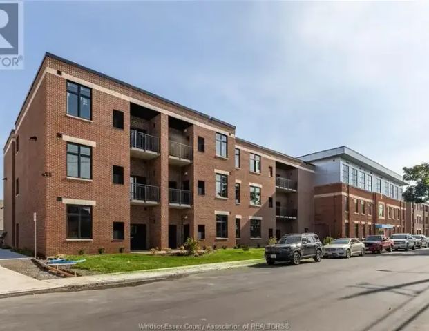 1370 ARGYLE Unit# 208 | 1370 ARGYLE Unit# 208, Windsor - Photo 1