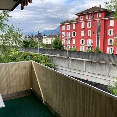 Joli 4 pièces proche du lac en cours de rafraîchissement - Photo 1