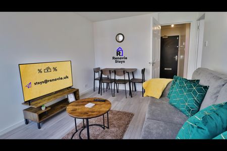 1 Bed Flat, Old Kent Road, SE1 - Photo 2