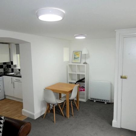 Central Parade, Herne Bay, CT6 5JJ, Kent - Photo 3