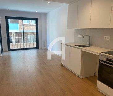 Piso de alquiler en Carrer D'avinyó, Segle XX - Photo 2