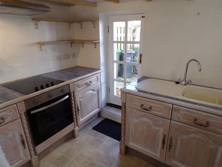 1 bedroom cottage to rent - Photo 5