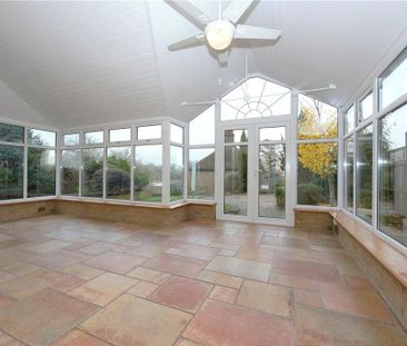 4 bedroom link detached house to rent - Photo 3