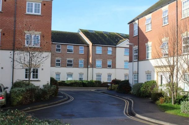 Gatehouse Court, Taunton - Photo 1