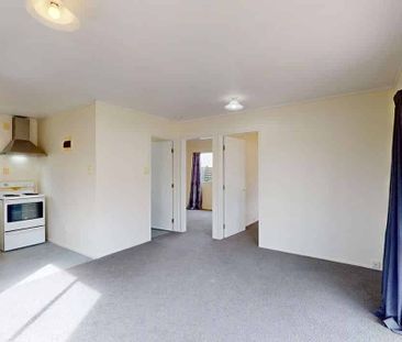 Charming 2-Bedroom Home for Rent in Newtown, Wellington - Photo 2