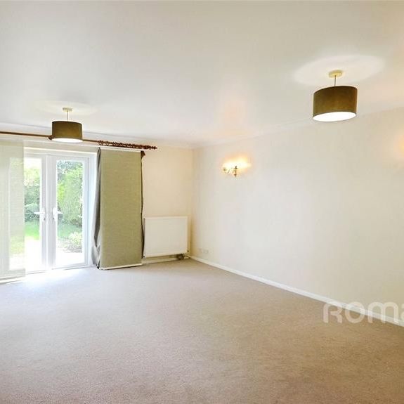3 bedroom terraced house to rent - Photo 1