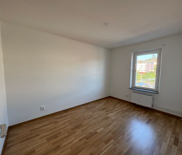 Mäldgatan, Järfälla - Photo 2