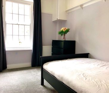 3 Bed Flat, Rochester Court, BN3 - Photo 4