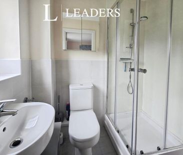 2 bedroom end of terrace house to rent - Photo 5