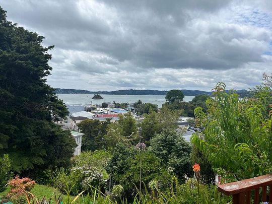 Scenic 2BR with View in Paihia Central - Photo 1