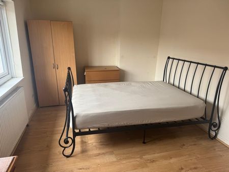 Room in a Shared House, Anslow Avenue, NG9 - Photo 2