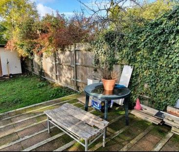 Studio to rent - Photo 6