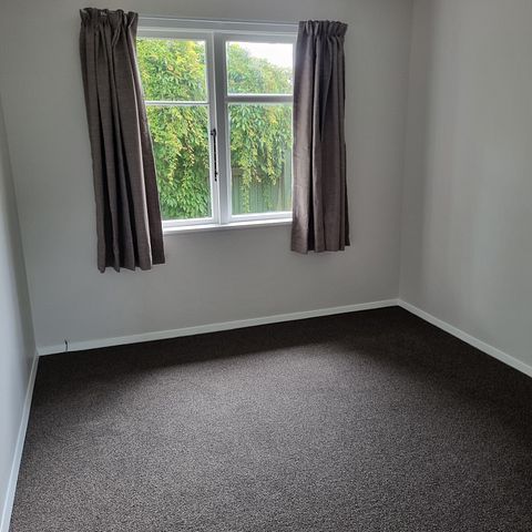 First week rent free! Pets negotiable! - Photo 1
