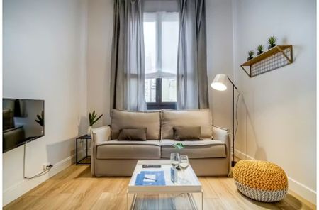 Carrer de Sepúlveda, Barcelona, Catalonia 08015 - Photo 2