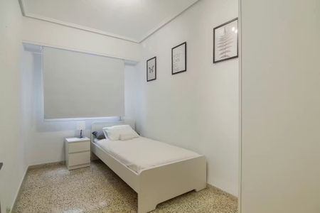 Carrer de la Barraca, Valencia, Valencian Community 46011 - Photo 2