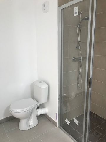 Location Appartement 2 pièces 39m² FLEURY SUR ORNE 14123 - Photo 2