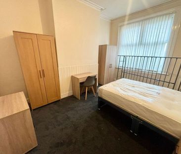 8 bedroom house share to rent - Photo 1