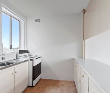 13/77 Fitzroy Street, Surry Hills, NSW 2010 - Photo 2
