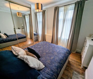 A 2 Bedroom Terraced - Photo 4