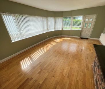 38 Demesne Road, Holywood, BT18 9NB - Photo 1