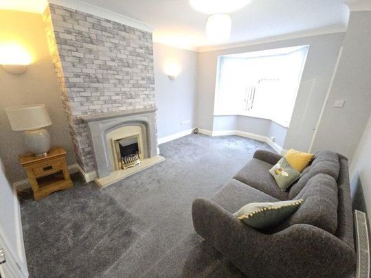 3 bedroom terraced house to rent - Photo 1