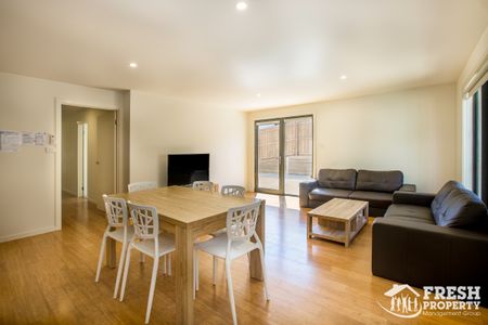 9 Katelyn Court, WAURN PONDS VIC 3216 - Photo 3