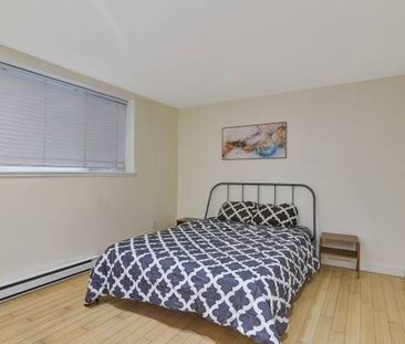 AVAILABLE November 1st- Pet Friendly Furnished 2 Bedroom @ 1540 Haro - Photo 1