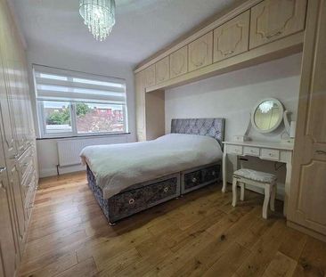 Great Cambridge Road, Enfield, EN1 - Photo 2