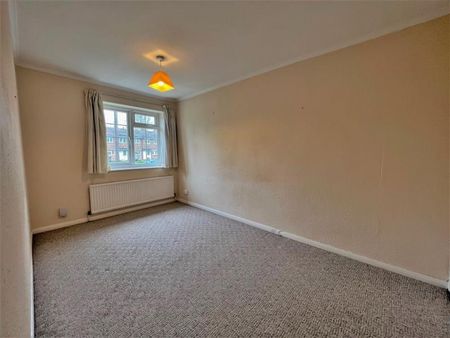 3 bedroom apartment to rent - Photo 4