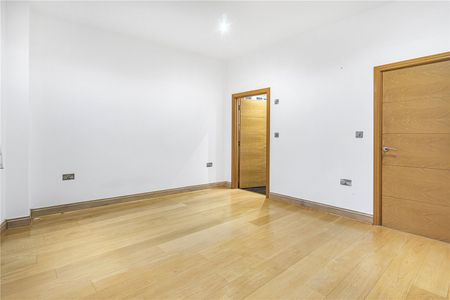 Chapel Place, Shoreditch, London, EC2A 3DQ - Photo 4