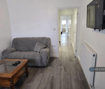 2 bedroom semi-detached house to rent - Photo 1