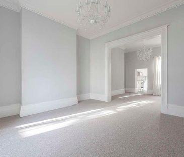 Clarence Road, Cheltenham, GL52 - Photo 2