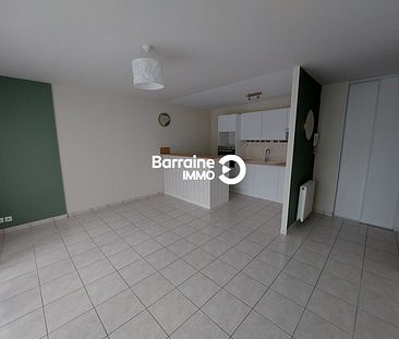 Location appartement à Saint-Martin-des-Champs, 2 pièces 40.85m² - Photo 2