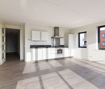 Martinus Nijhofflaan 310 - Photo 1