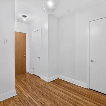 2 CH - 1 SDB - Montréal - $1,634 /mo - Photo 4