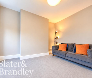 2 bedroom terraced house to rent - Photo 2