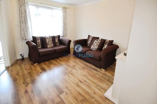 3 bedroom terraced house to rent - Photo 1