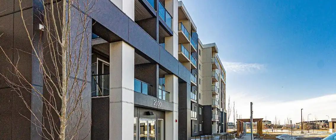 #2221 Skyview Landing! Stunning 2 Bed/2 Bath w/ laundry, and UNDERGROUND HEATED PARKING! — Stunning Skyview 2 Bed/2 Bath w/ laundry, parking, & CITY VIEWS! - Photo 1