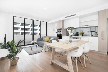 FULLY FURNISHED MODERN & CONVENIENCE 2 BEDROOM IN THE HEART OF MASCOT - Photo 5