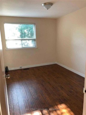 For Lease - 241 Taylor Mills Drive, Richmond Hill, Ontario - Photo 4