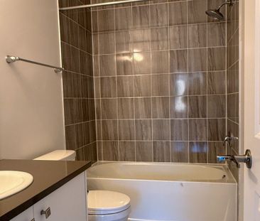 For Lease - 5 Red Maple Lane, Barrie, Ontario - Photo 5